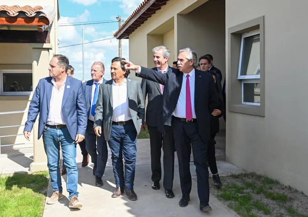 Alberto Fernández y Gustavo Sáenz 2