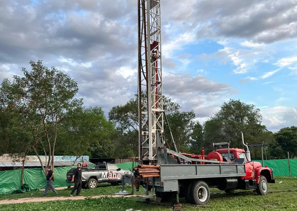 Pozo de agua profundo