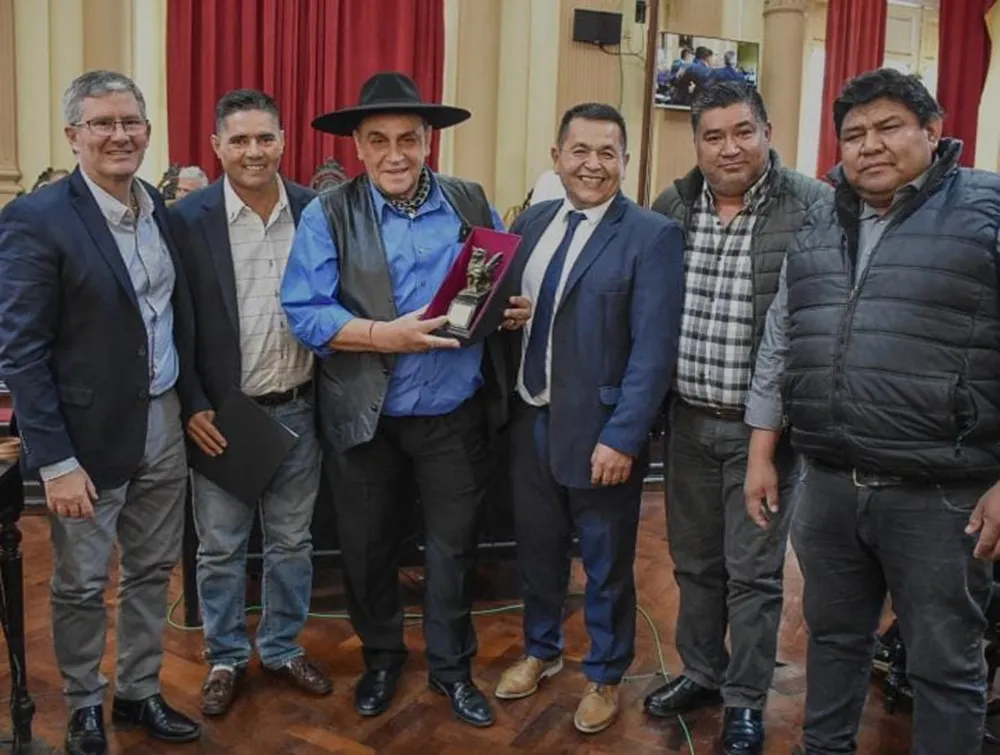 Chaqueño Palavecino Diptuados