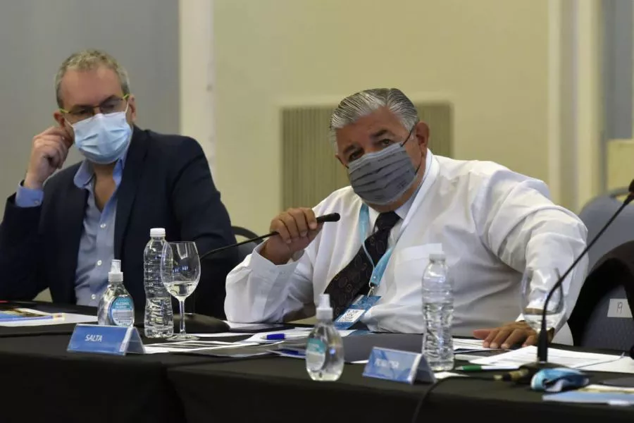 78317-en-cofesa-se-definio-avanzar-con-la-vacunacion-de-adolescentes-sin-factores-de-riesgo