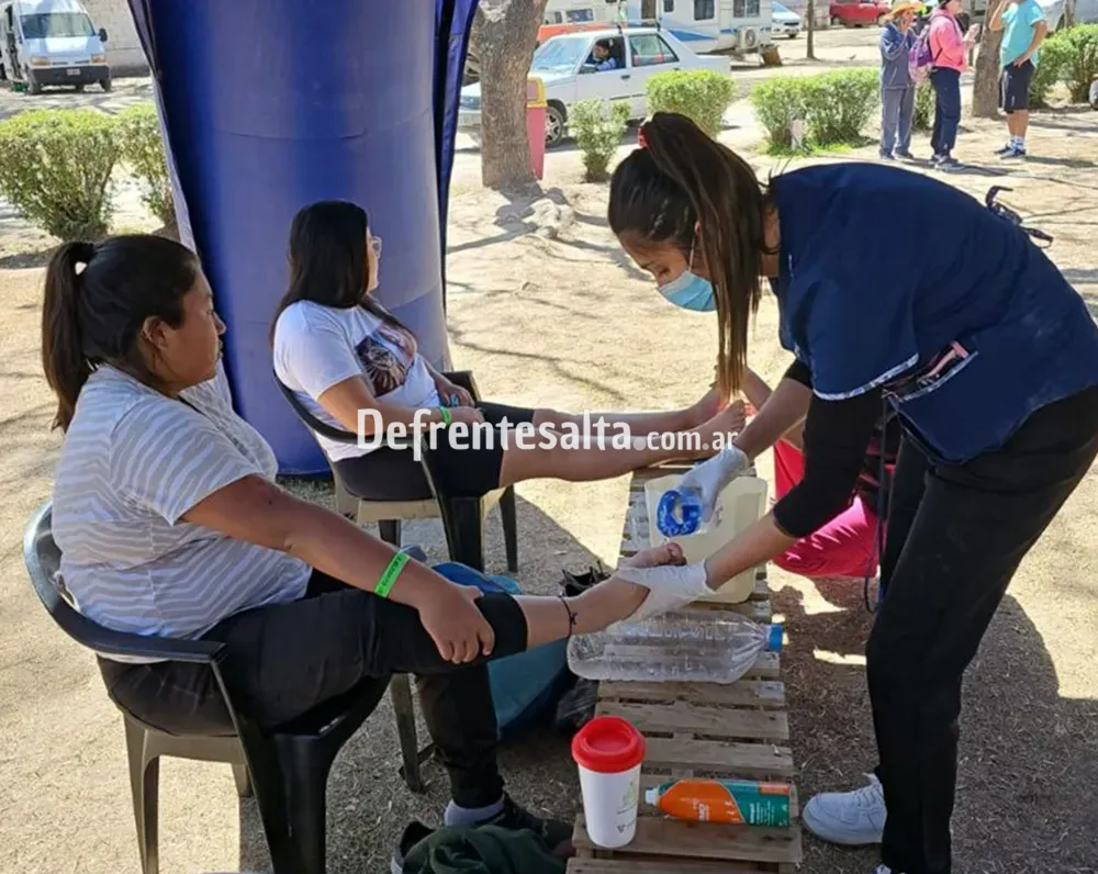Peregrinos llegando al balneario Xamena 2