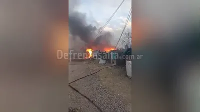 Así comenzó el incendio en Ampliación 20 de Junio.