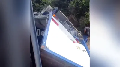 Volcó un camión cervecero.