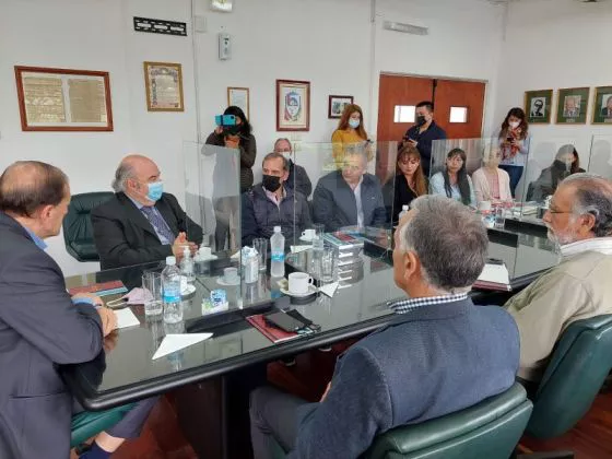 81298-la-unsa-responde-al-pedido-del-gobierno-de-salta-y-formara-a-medicos-forenses-y-legales