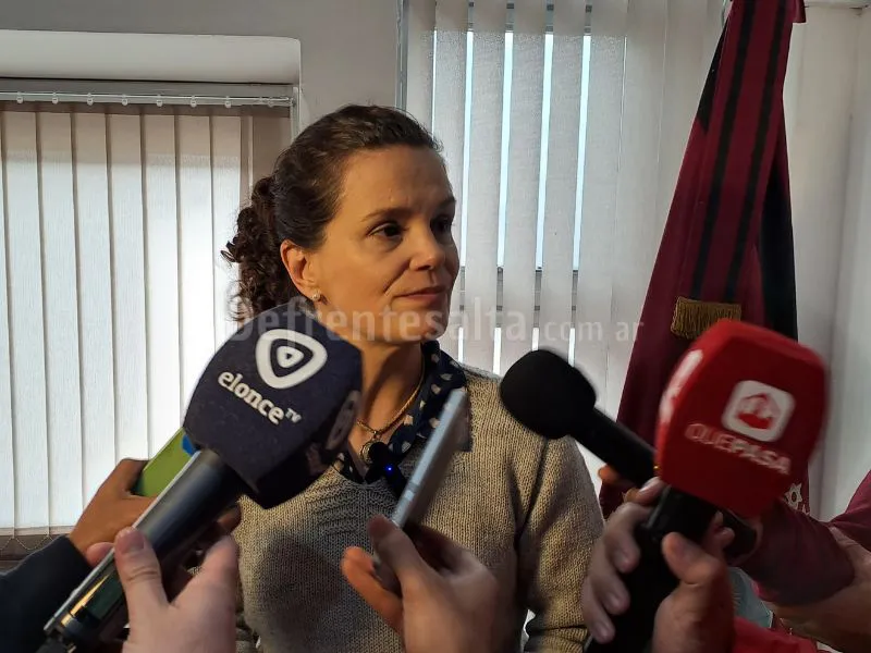 Cristina FIore. Ministra de Educación de Salta. 