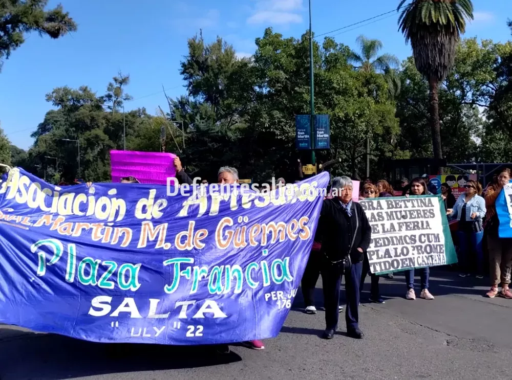 Protesta de feriantes del Parque San Martin