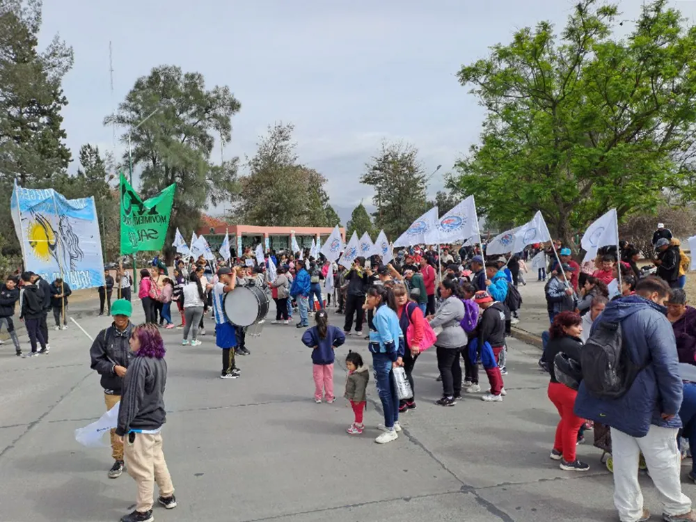 Organizaciones sociales en Grand Bourg