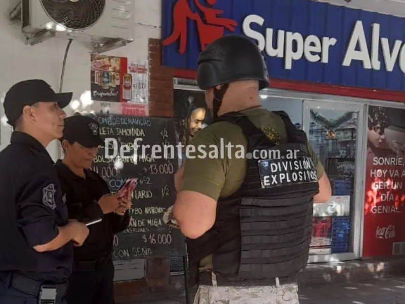 Bomberos en Alvear al 400