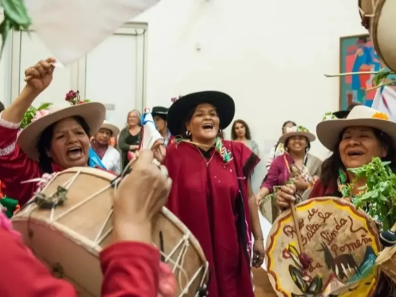 Encuentro de comadres este jueves 12 de febrero en Salta. 