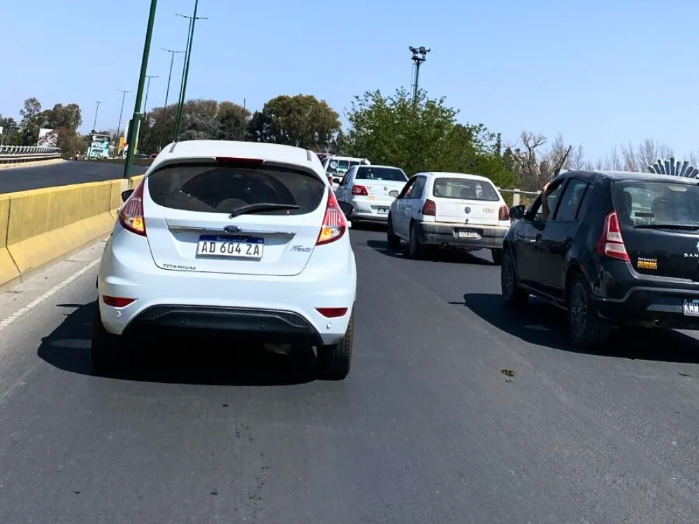 Tránsito con demoras en la rotonda de Limache.