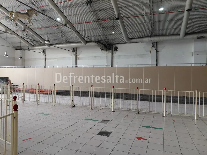 La historica pista del shopping, fue retirada.