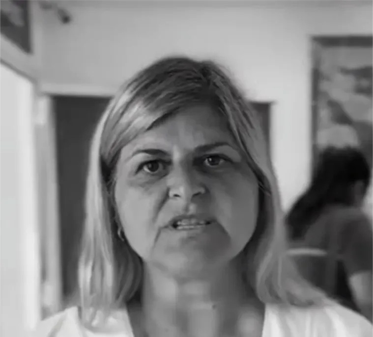 Doctora Corai. 