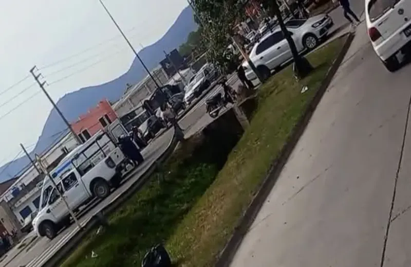 Siniestro vial en avenida Tavella.