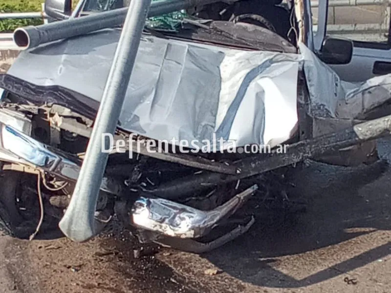 Siniestro fatal. La camioneta de la víctima.