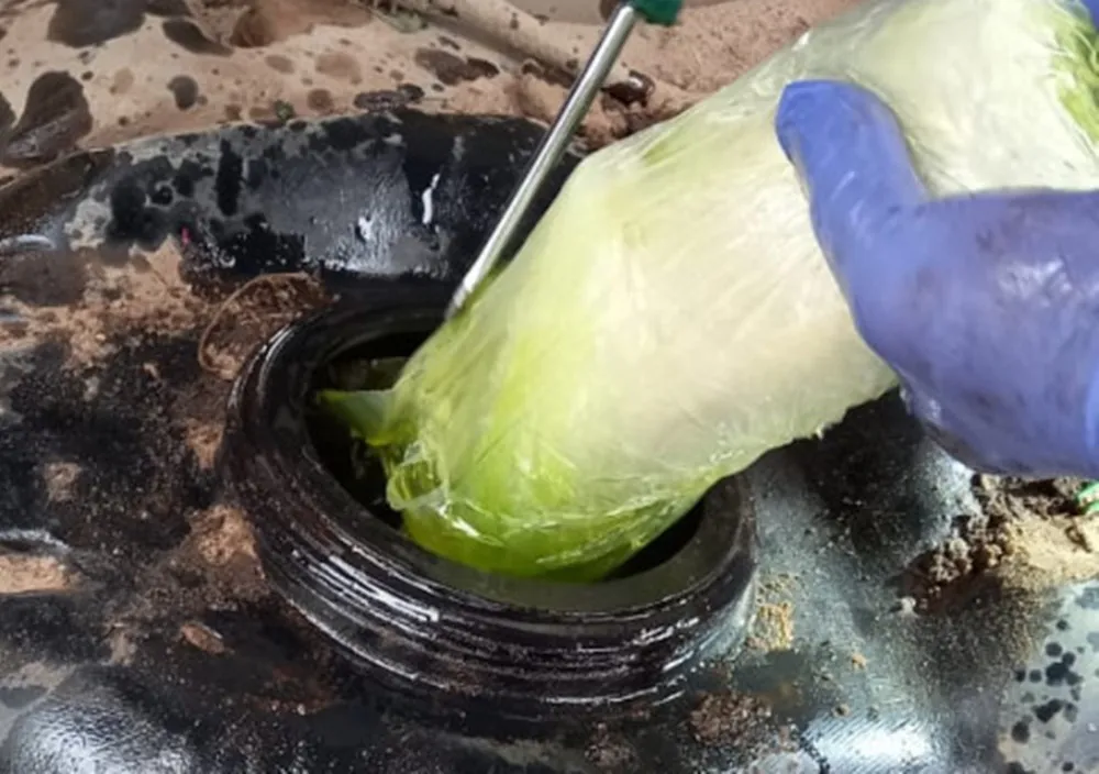 Cocaína- Tanque de combustible