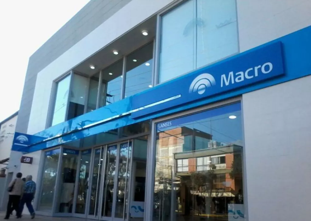 Banco mACRO