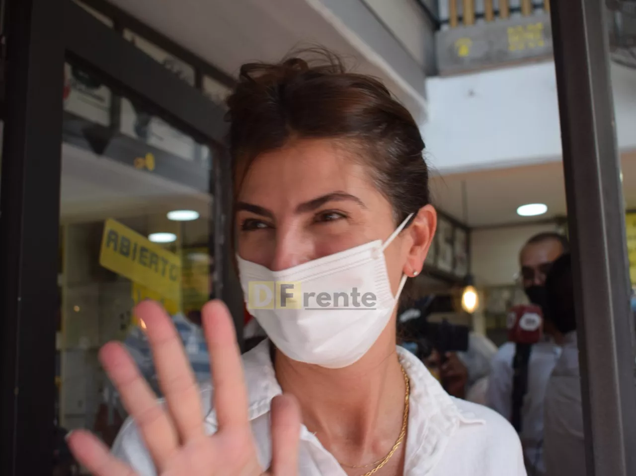 bettina romero con manteros