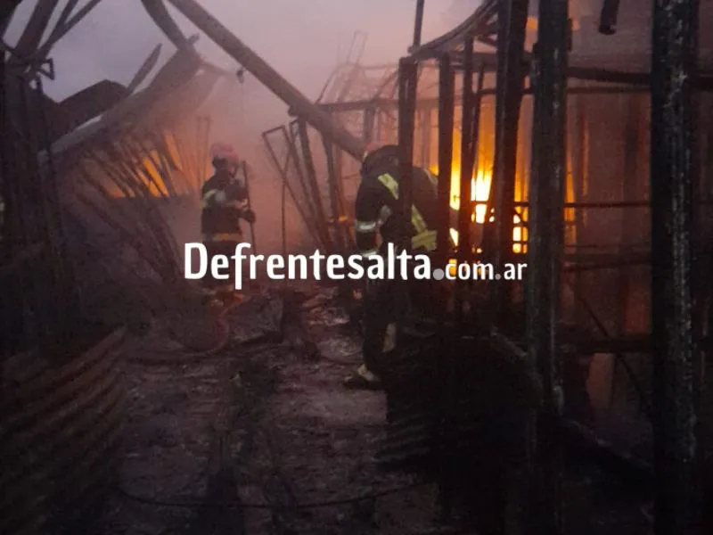 Incendio mercado San Miguel.