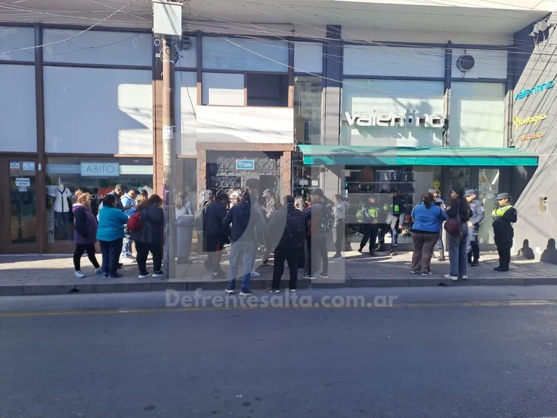 Feriantes en la oficina de Espacios Públicos