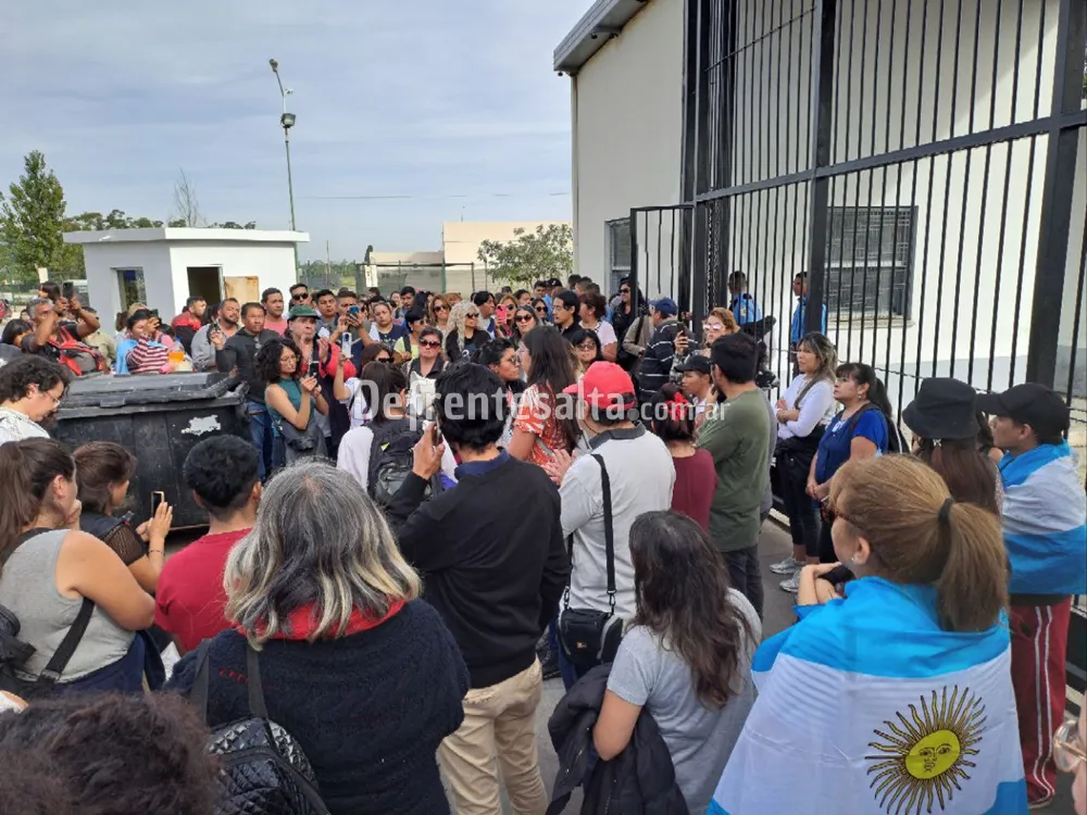 Docentes liberados en la Alcaidía