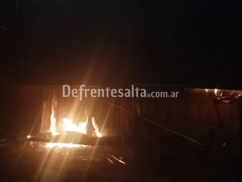 Incendio en la Peña del Chaqueño. 