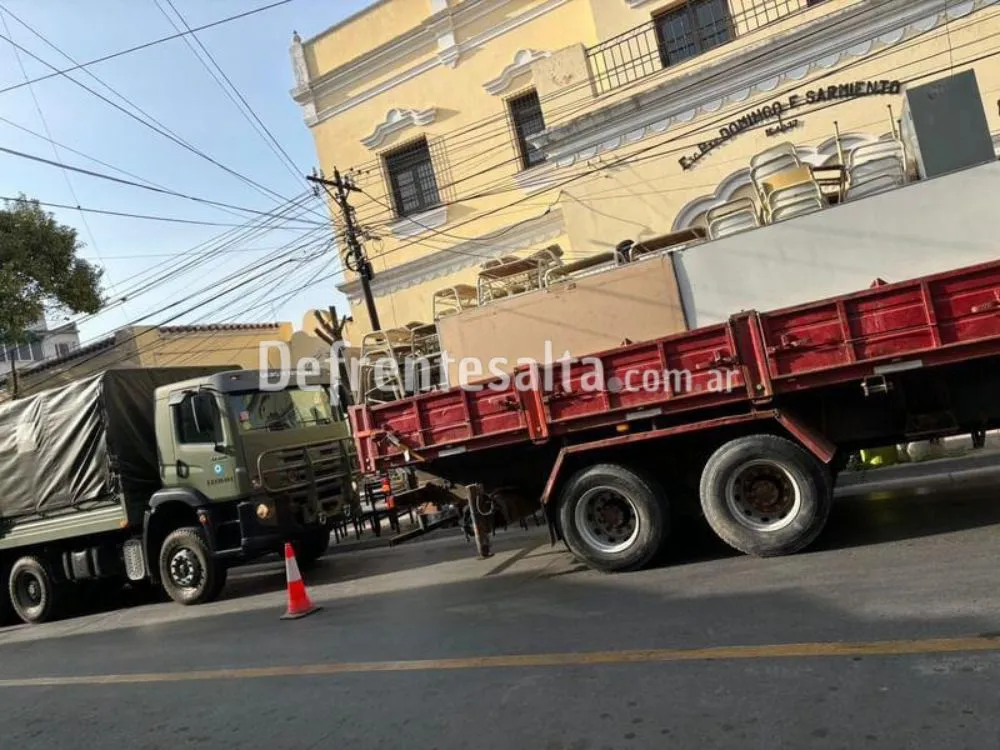Mudanza en escuela Sarmiento.