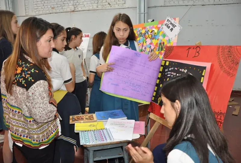 Estudiantes de nivel secundario.