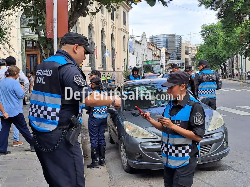Operativo policial por Uber.