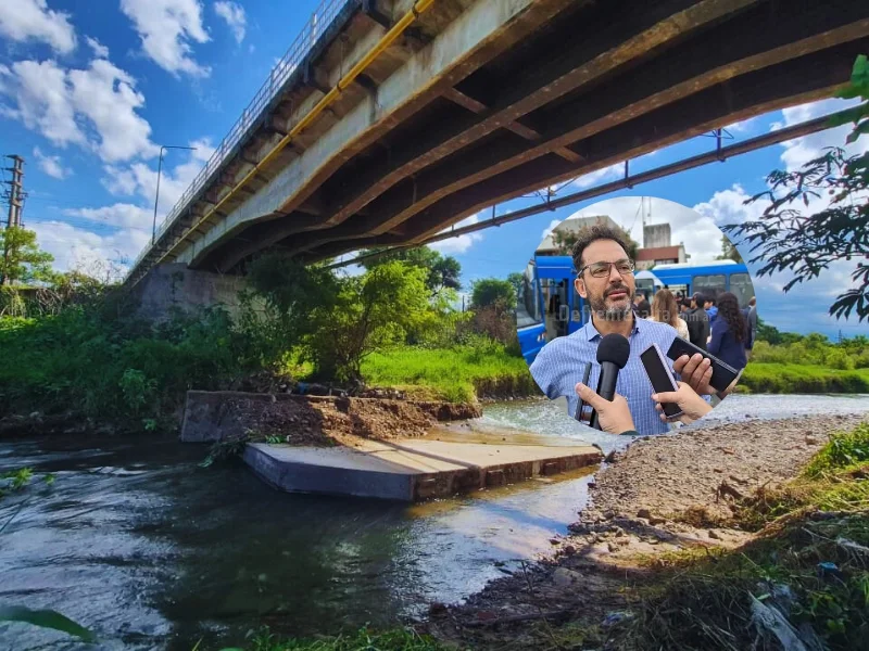 Emiliano Durand estuvo en el puente viejo de Santa Lucía