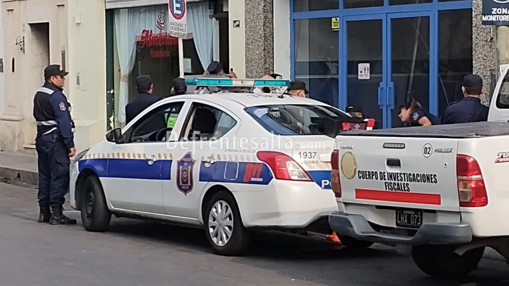 Hombre muerto en el centro