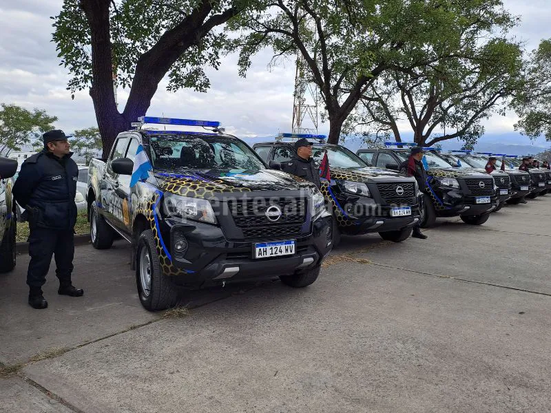 Nuevos móviles policiales.