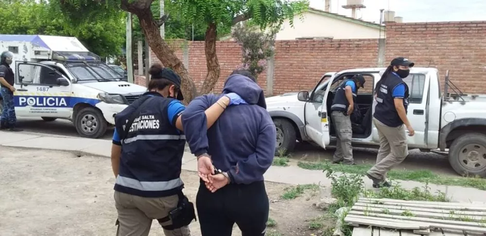 mujer-detenida-policia-de-salta-1068x519