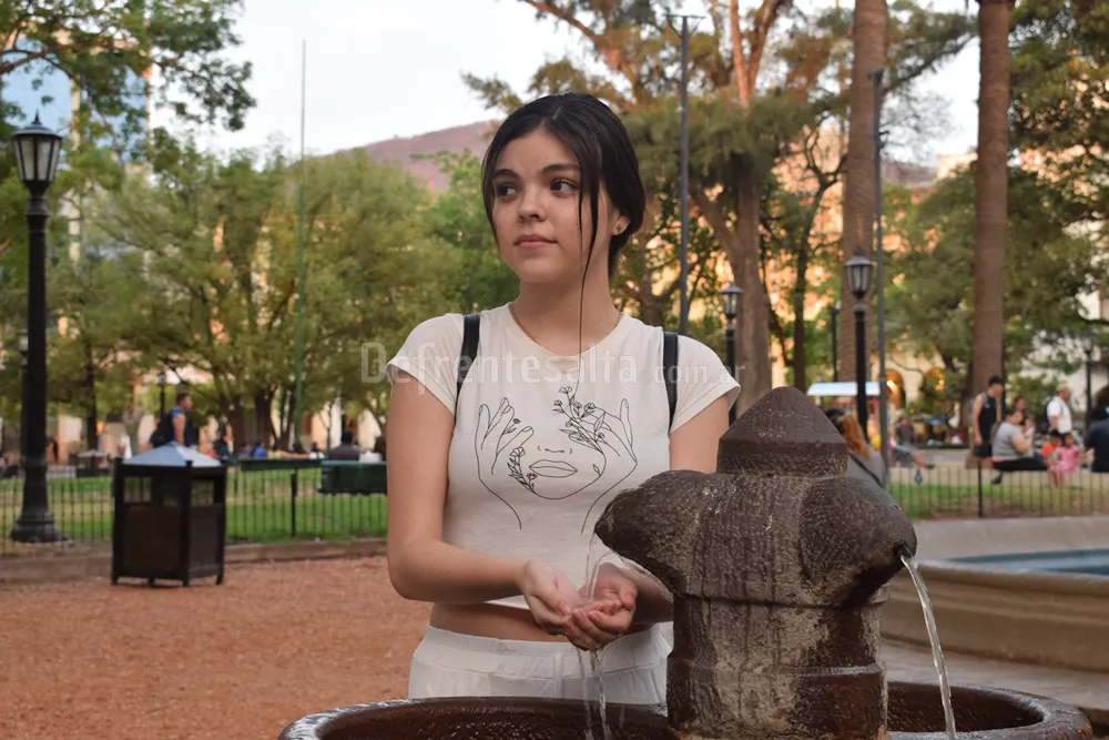 Tiempo soleado turista boliviana