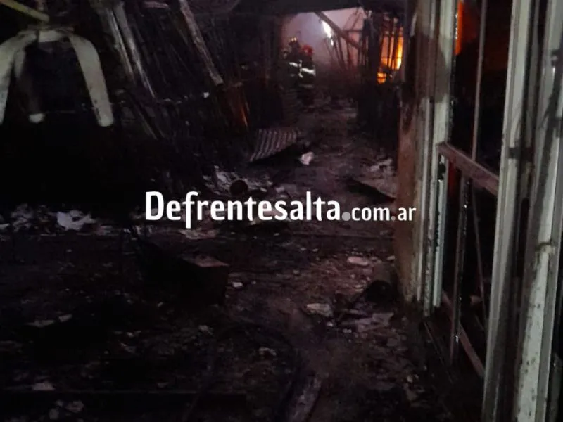 Incendio mercado San Miguel.