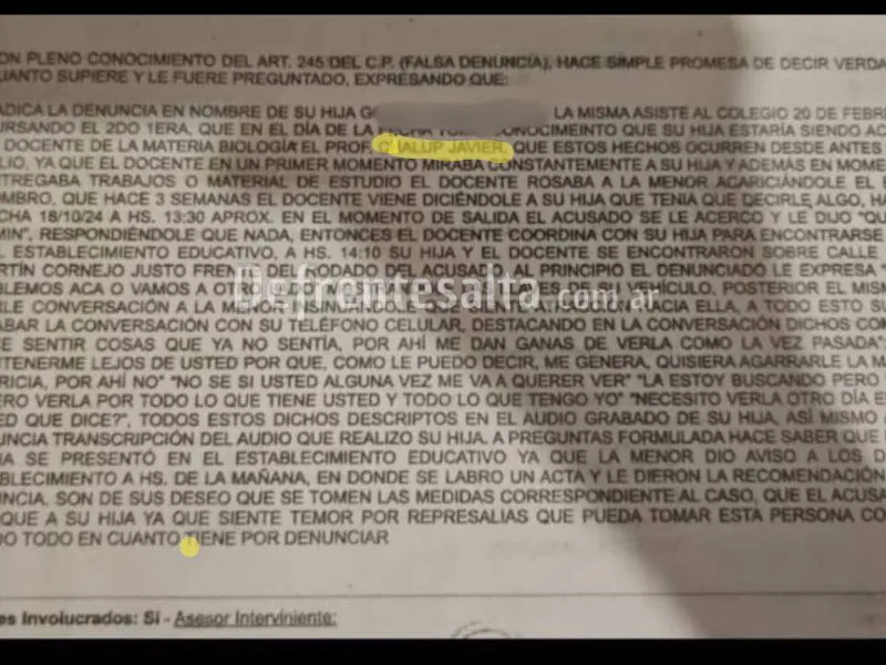 Grave denuncia contra un profesor.