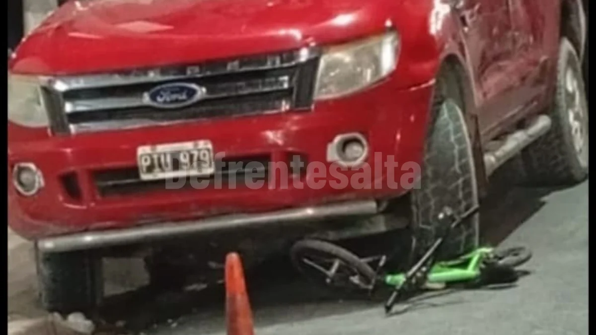 La camioneta guiada por el chofer del intendente de La Merced, Javier Wayar, atropelló y mató a un menor. 