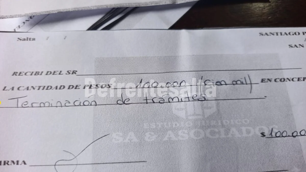Documentación exclusiva del estudio de Santiago Pedroza que exige pagos por terrenos en Atocha.