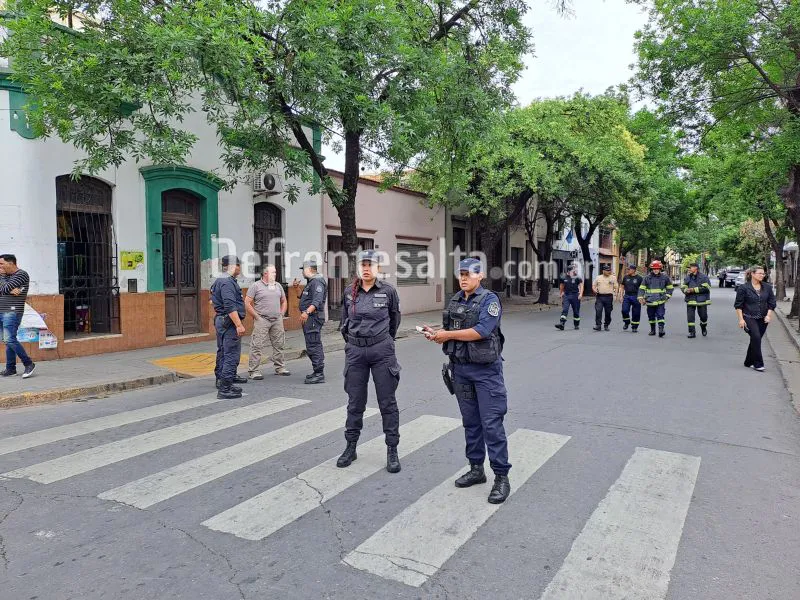 Operativo policial en el centro.