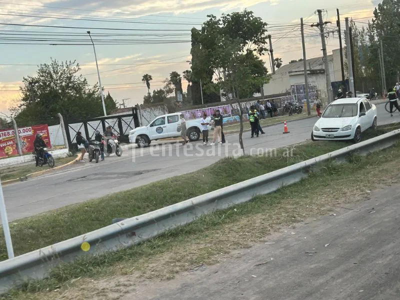 Siniestro vial en Av. Tavella.