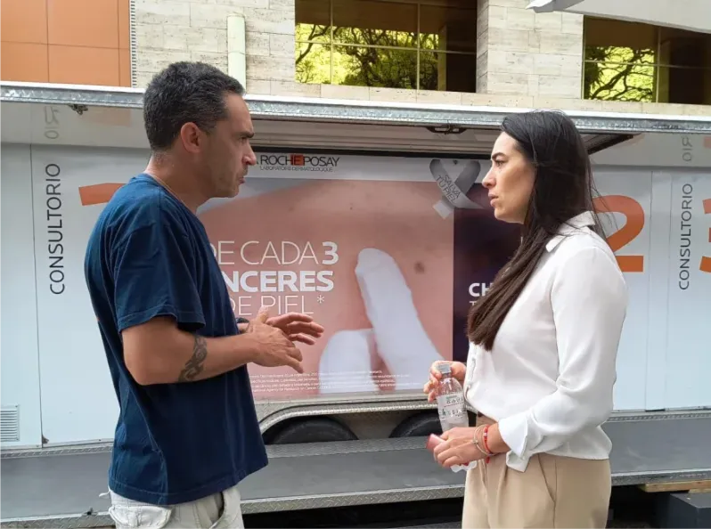 Campaá de detección de lunares.