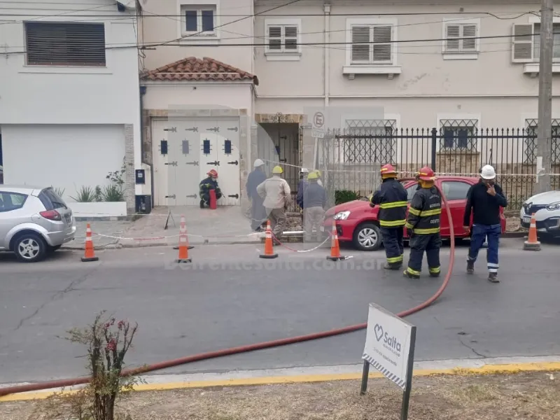 Rotura de caño de gas.