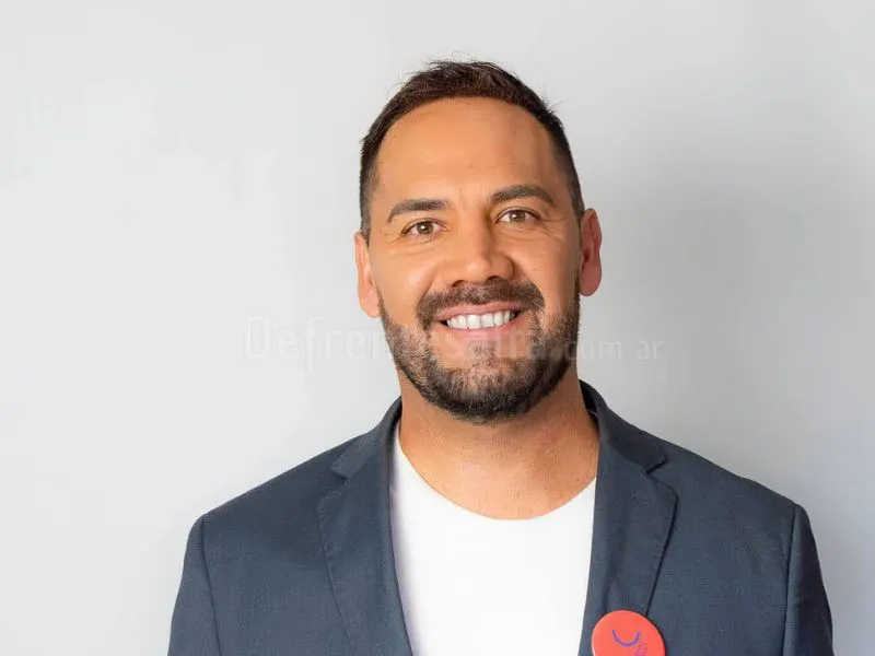 web 800 x 600_20250419_194900_0000