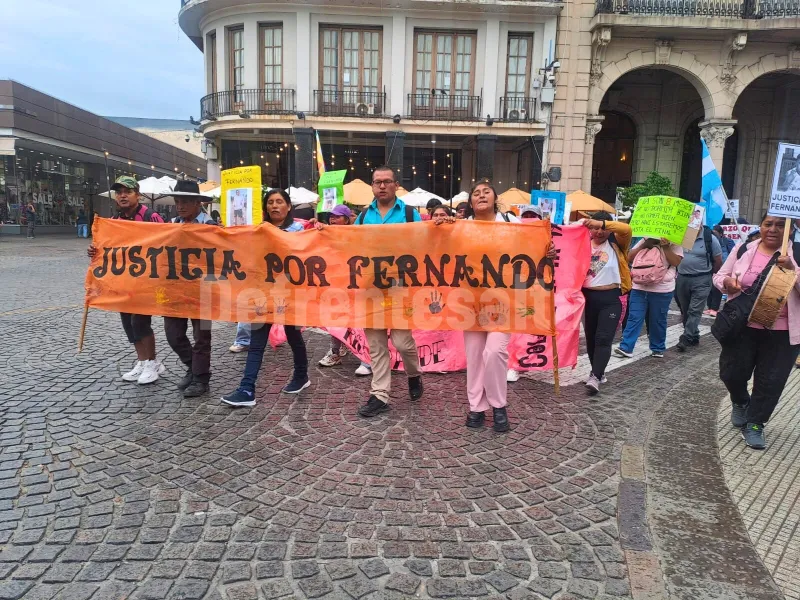 Conductor quiso atropellar a los concurrentes de la marcha de Fernando Rodríguez. 