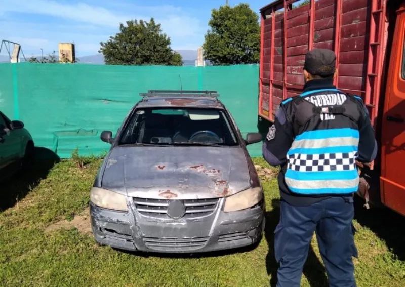 Uno de los autos secuestrados