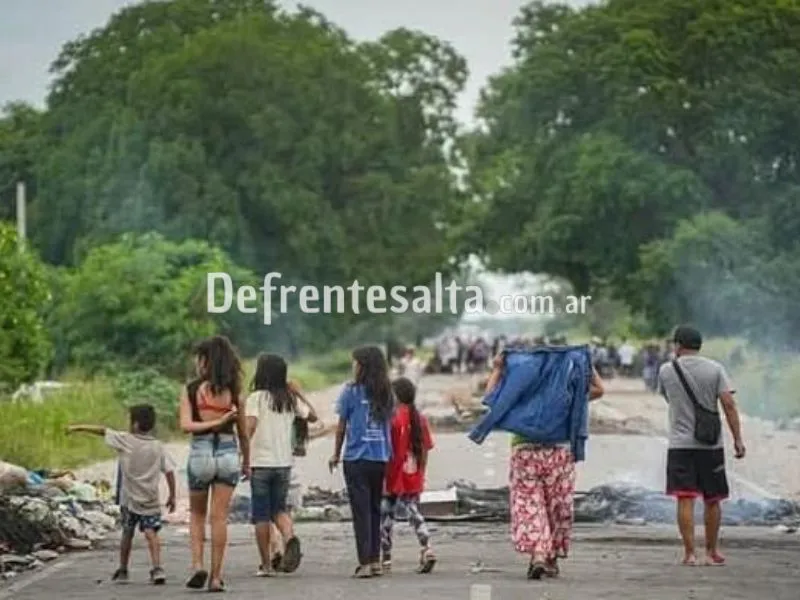 Enfrentamientos entre gendarmes y bagayeros.