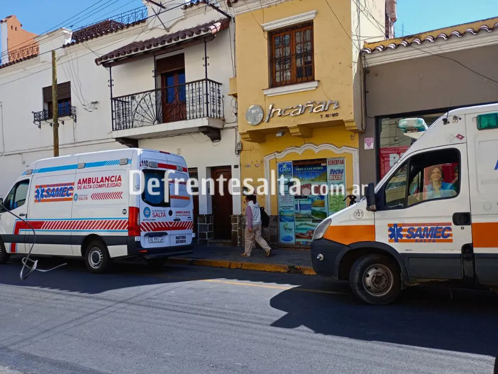 Ahora: ambulancias en la esc. Sarmiento