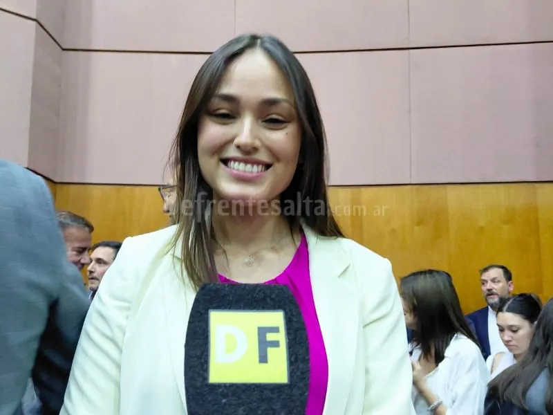 Oriana Névora.   Secretaria de Gobierno. 