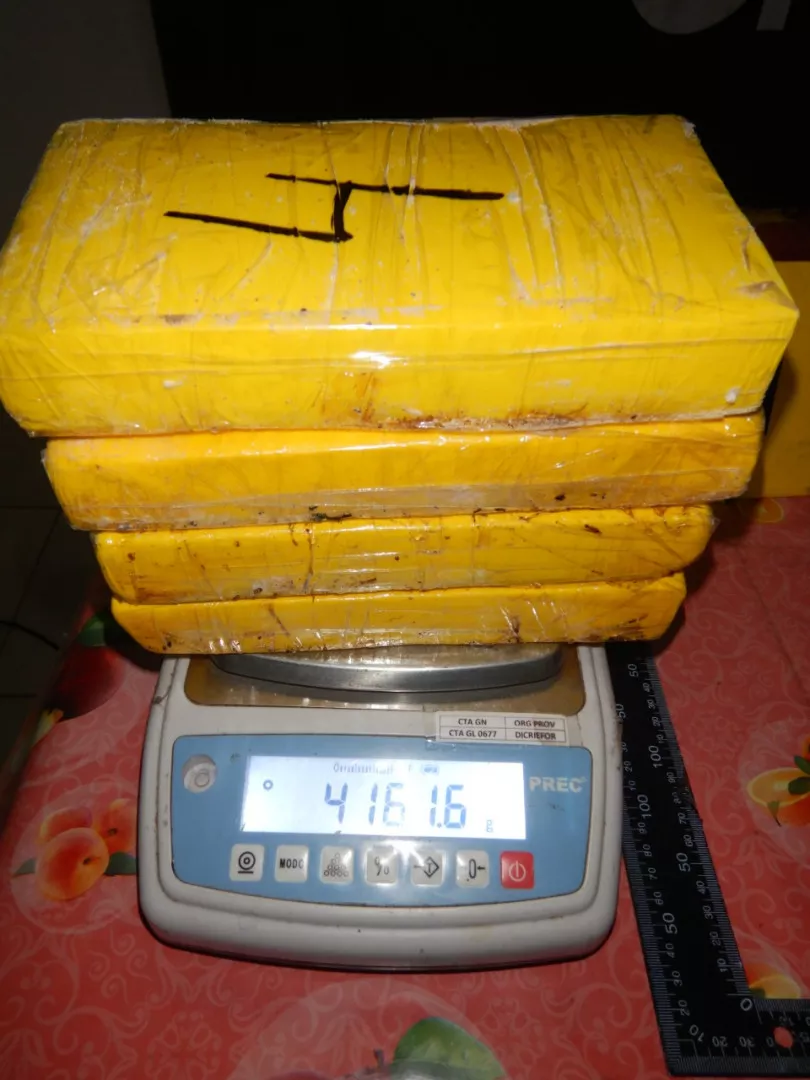 Secuestro cocaína conservadora