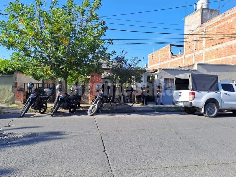 Allamientos en San Juan al 2400.