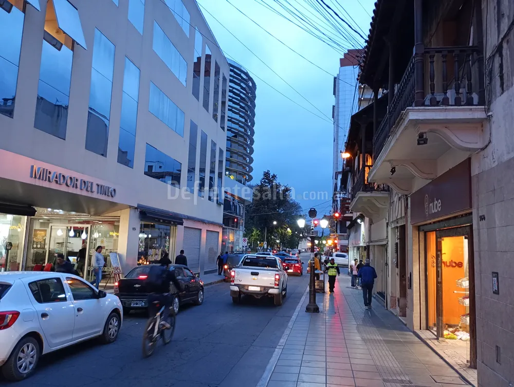 Tiempo nublado - Salta Centro.